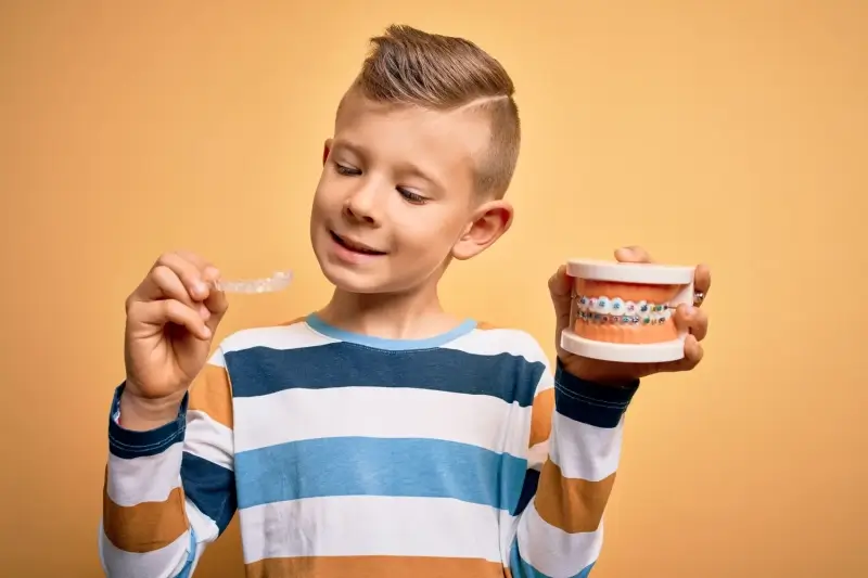 Czy można pić w nakładkach Invisalign?
