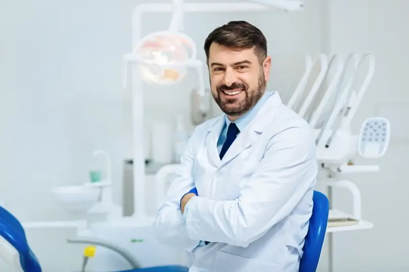 Czy ósemki mogą skrzywić zęby?